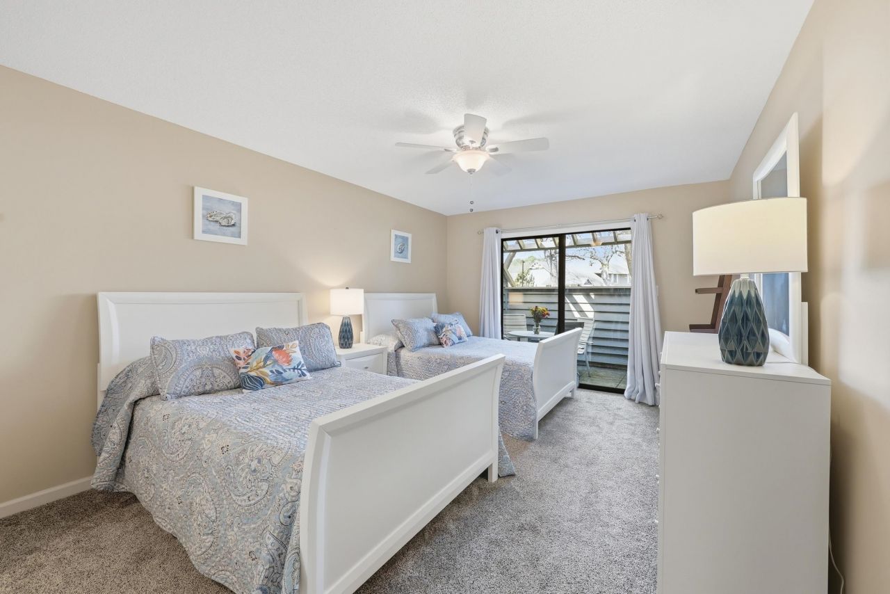 151 Wetherby Way Photo 16