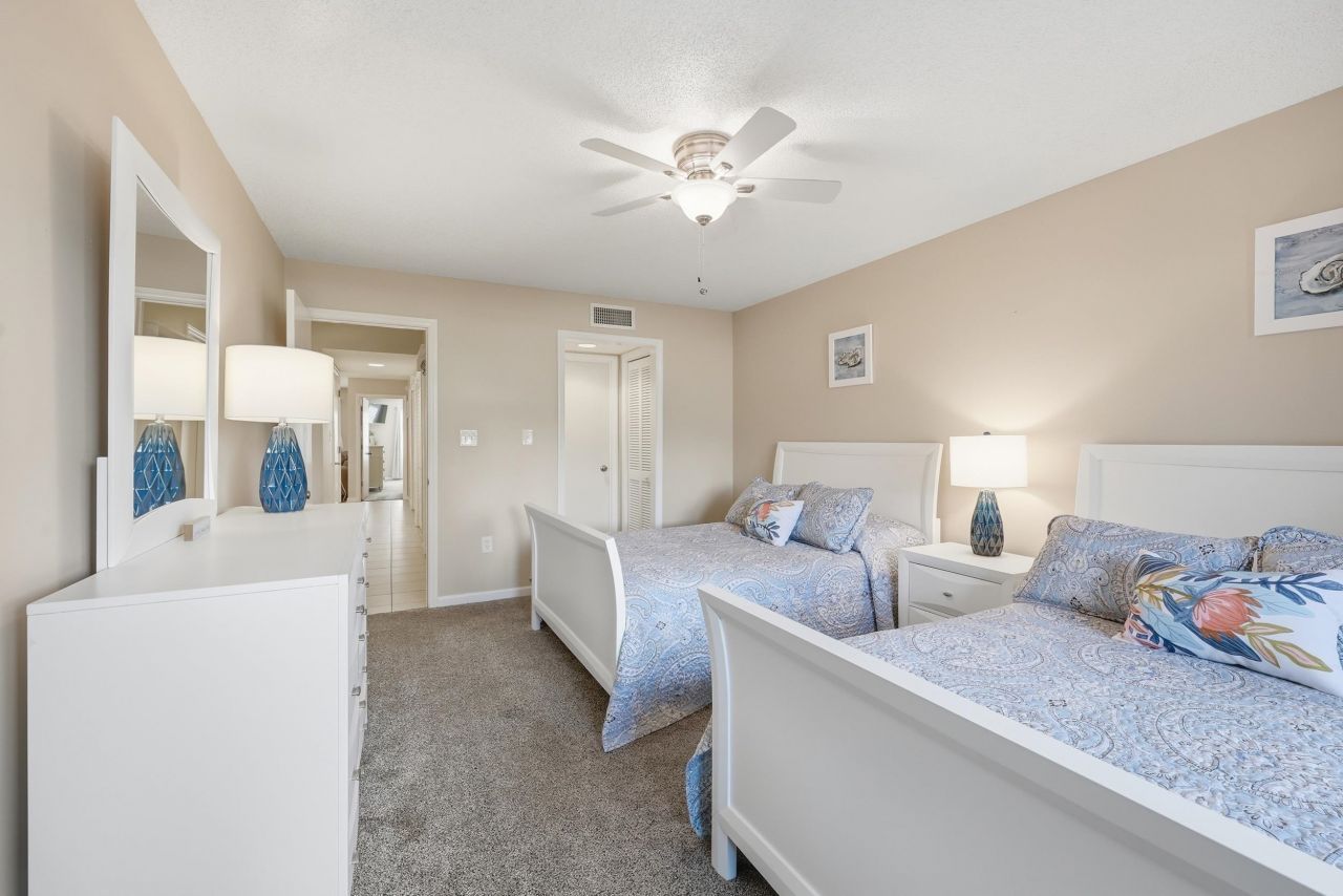 151 Wetherby Way Photo 17