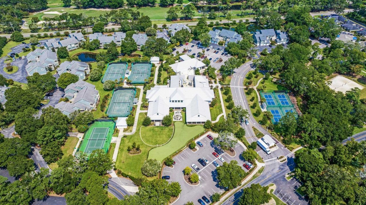 151 Wetherby Way Photo 34