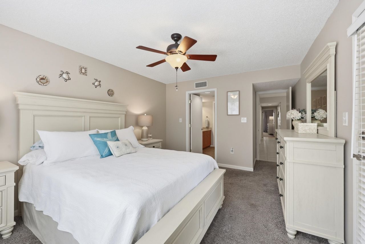 151 Wetherby Way Photo 4