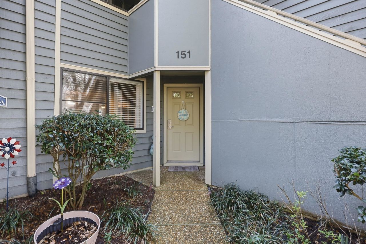 151 Wetherby Way Photo 7