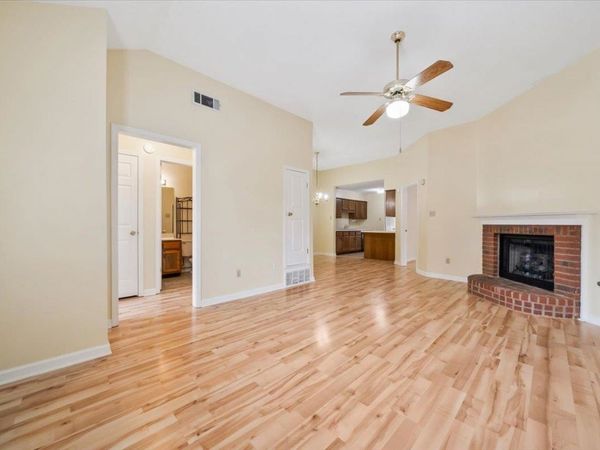 1584 BEAVER TRAIL RD, Memphis, TN 38016