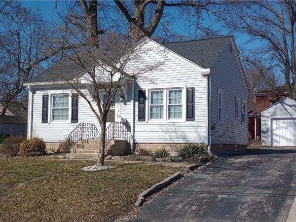 279 E Baird Avenue , Barberton, OH 44203