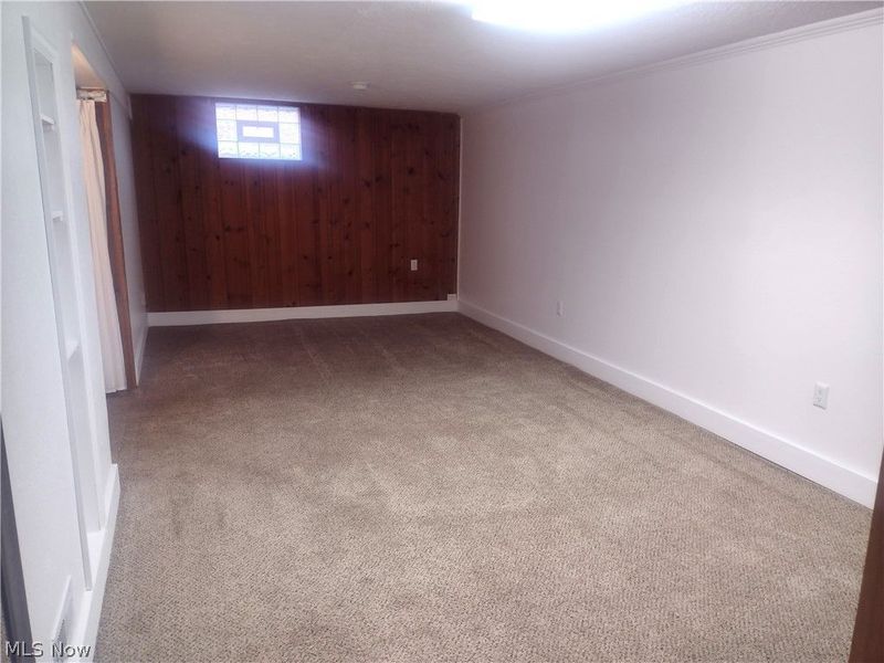 279 E Baird Avenue, Barberton, OH 44203 Photo 14