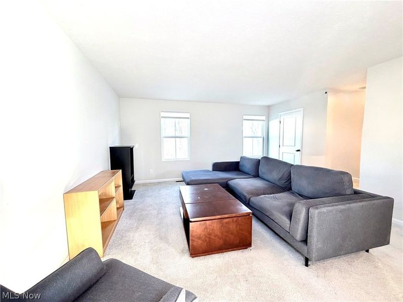 153 Raintree Lane, Painesville Township, OH 44077 Photo 5