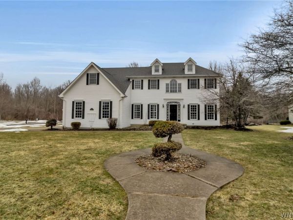 9 Hazelwood Lane, Accord, NY 14072