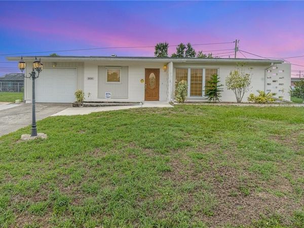 804 Bougainvillea RD E, LEHIGH ACRES, FL 33936