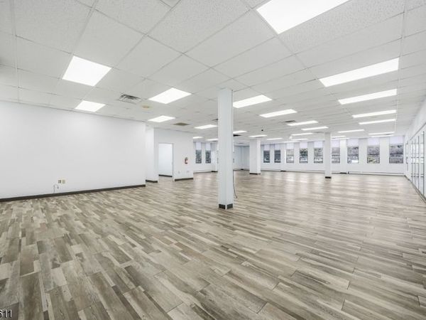 1 Lethbridge Plz, Mahwah, NJ 07430