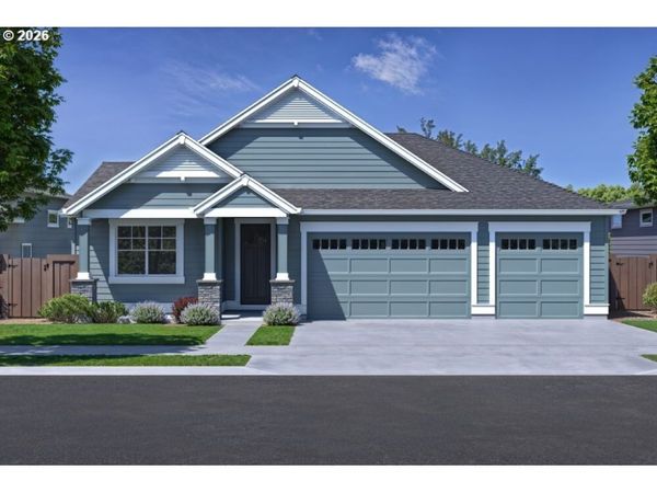 1313 E Lago ST, Newberg, OR 97132