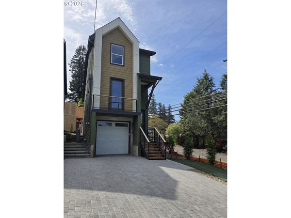 11103 SW 43RD AVE, Portland, OR 97219