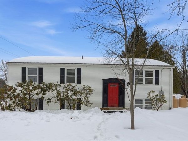 105 Pomeroy Lane, Amherst, MA 01002