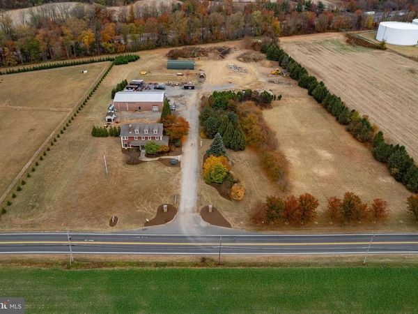 1693 BURLINGTON JACKSONVILLE ROAD, BORDENTOWN, NJ 08505