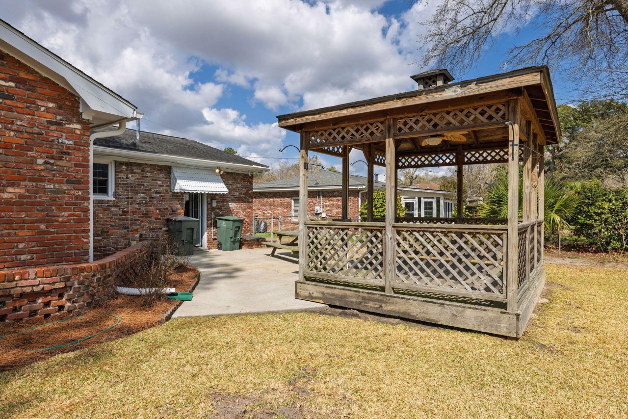 1247 Northfield Place Photo 19