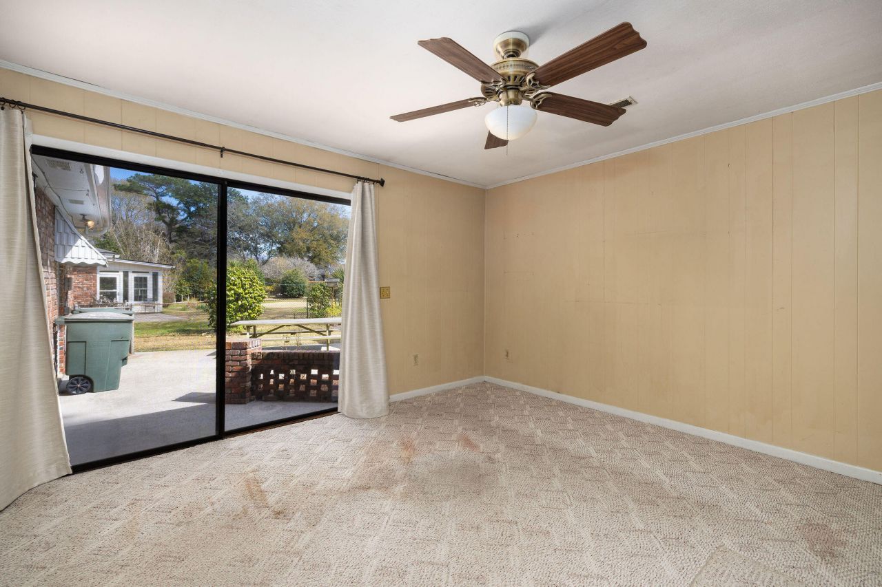 1247 Northfield Place Photo 7