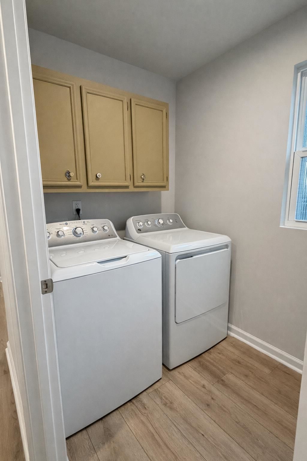 1040 Oak Meadow Dr. Photo 18