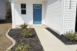 1040 Oak Meadow Dr. photo 4