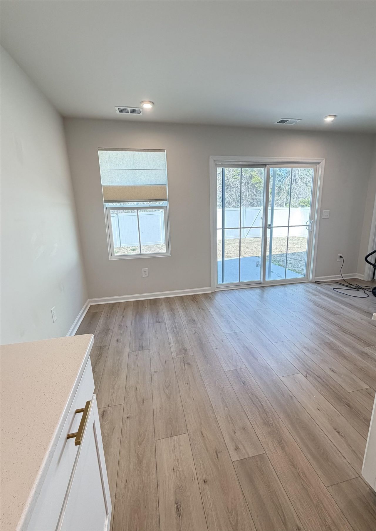 1040 Oak Meadow Dr. Photo 25