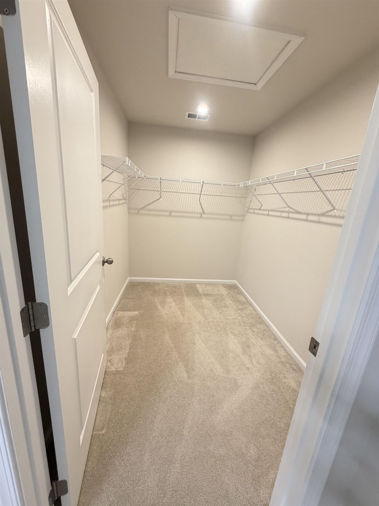 1040 Oak Meadow Dr. Photo 27