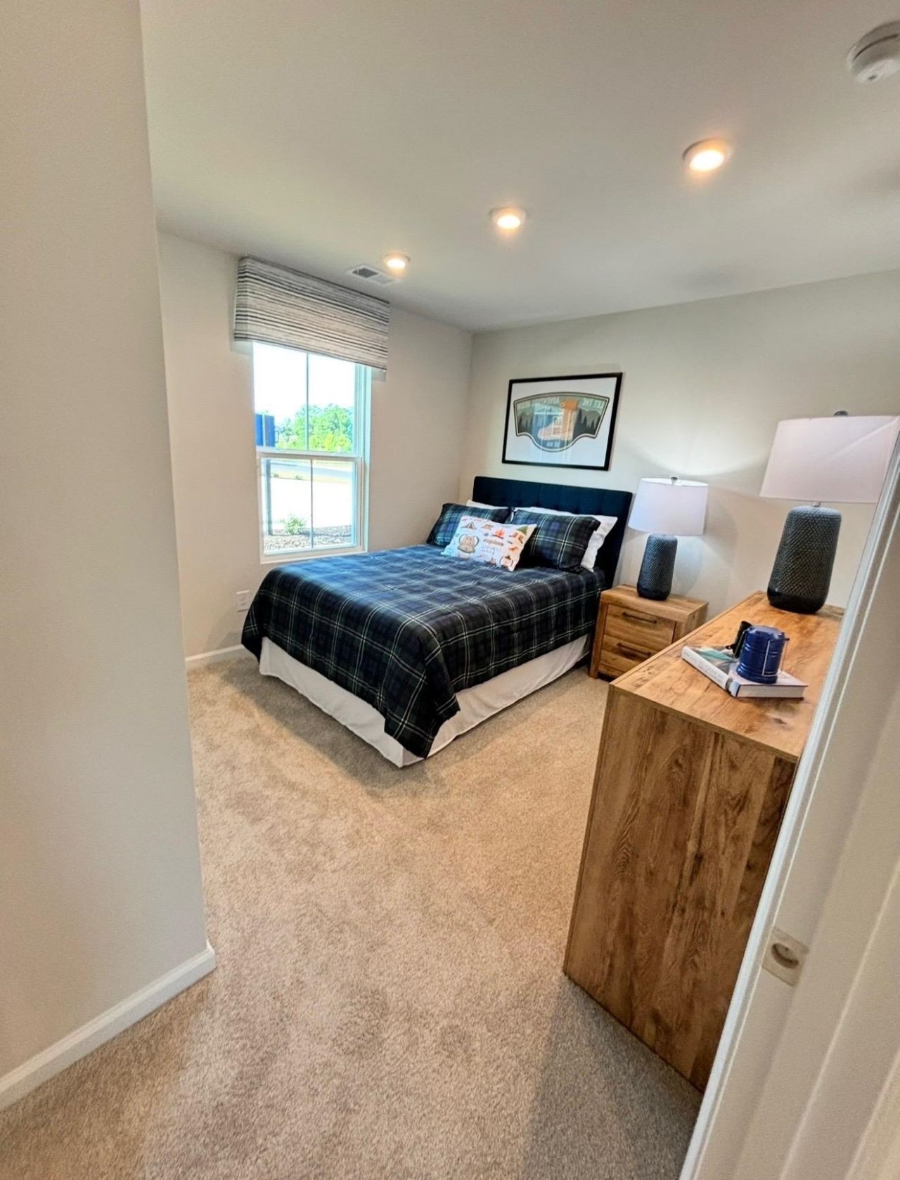 1040 Oak Meadow Dr. Photo 8