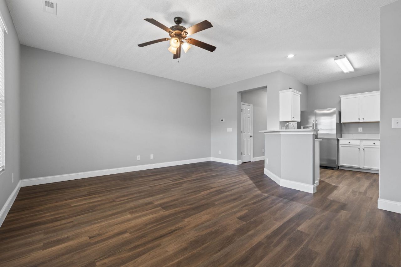 320 Kiskadee Loop Photo 10