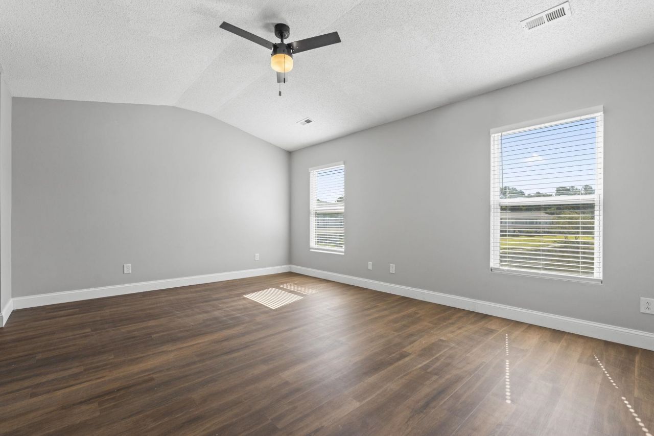 320 Kiskadee Loop Photo 12