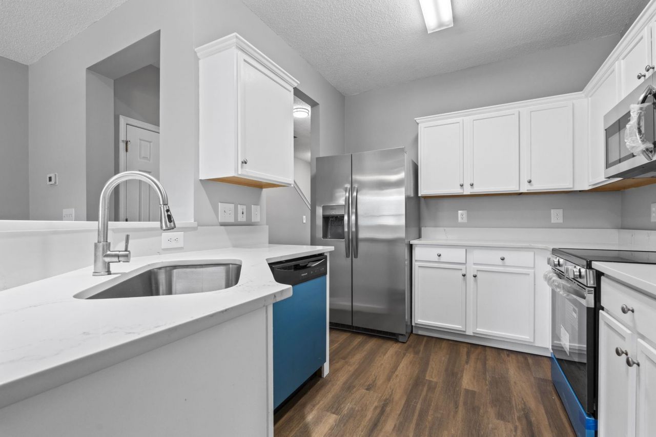 320 Kiskadee Loop Photo 5