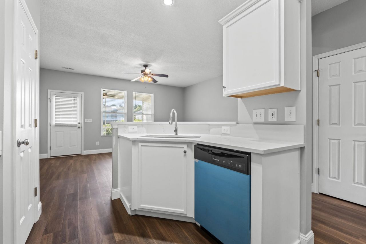 320 Kiskadee Loop Photo 7