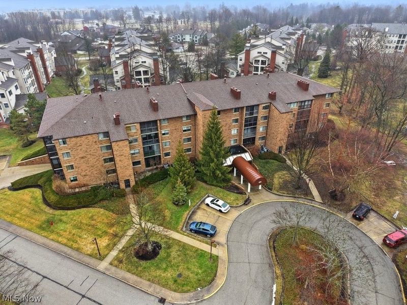 160 Fox Hollow Drive, Unit 406, Mayfield Heights, OH 44124 Photo 32