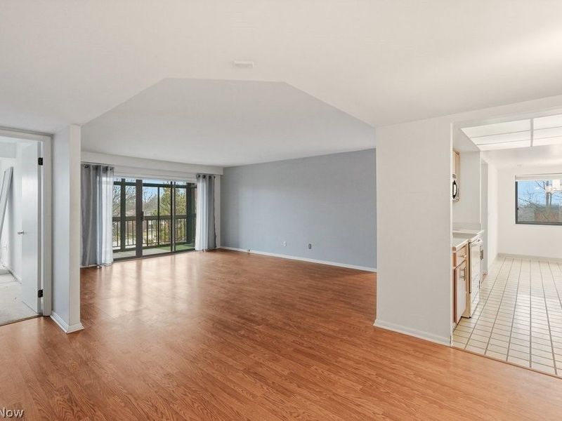 160 Fox Hollow Drive , Unit 406, Mayfield Heights, OH 44124 Photo 5