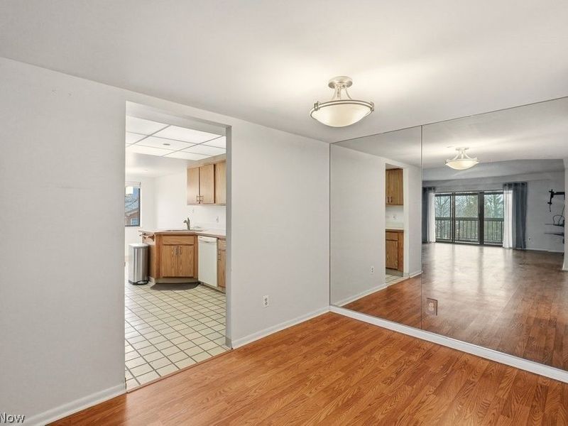 160 Fox Hollow Drive , Unit 406, Mayfield Heights, OH 44124 Photo 6