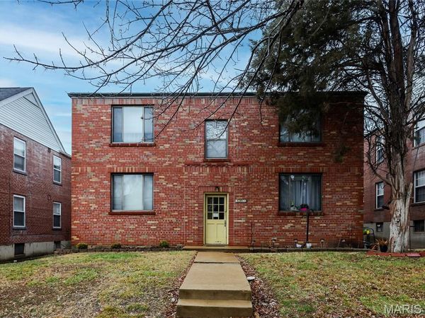6963 Chippewa Street , St Louis, MO 63109