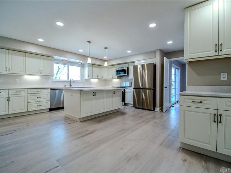 121 E Schantz, Unit 4, Oakwood, OH 45409 Photo 15