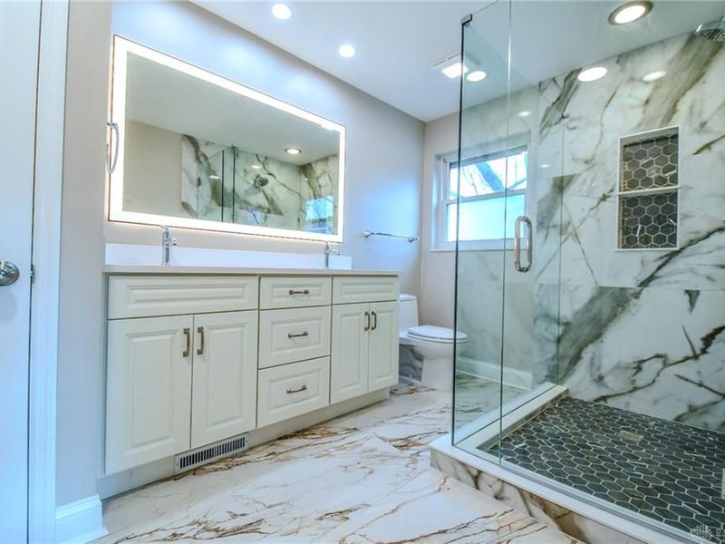 121 E Schantz, Unit 4, Oakwood, OH 45409 Photo 23