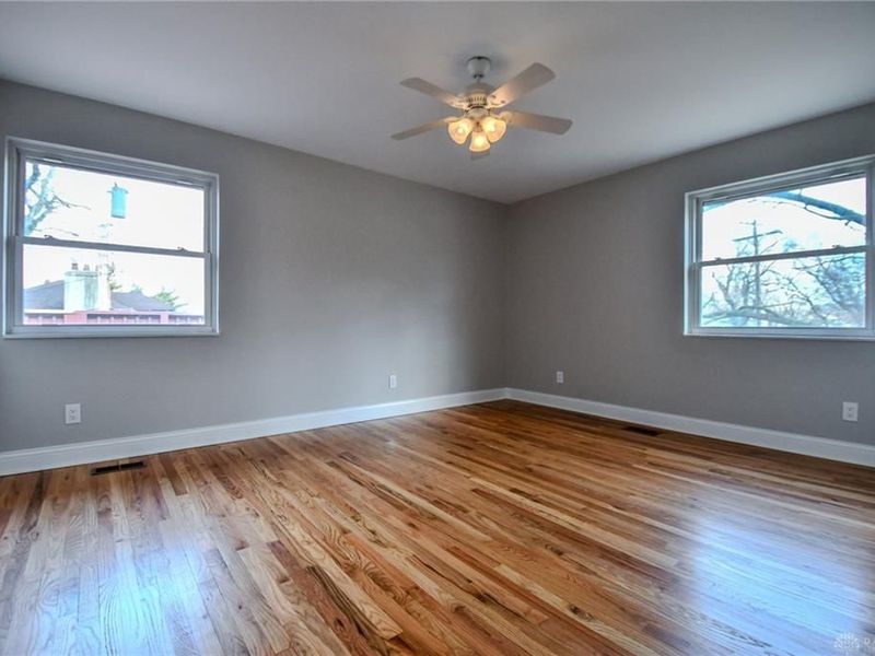 121 E Schantz, Unit 4, Oakwood, OH 45409 Photo 26