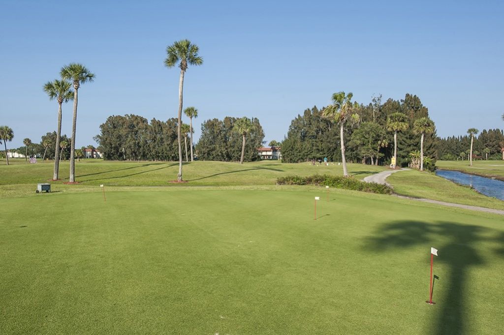 68 Royal Oak Court, Unit 107, Vero Beach, FL 32962 Photo