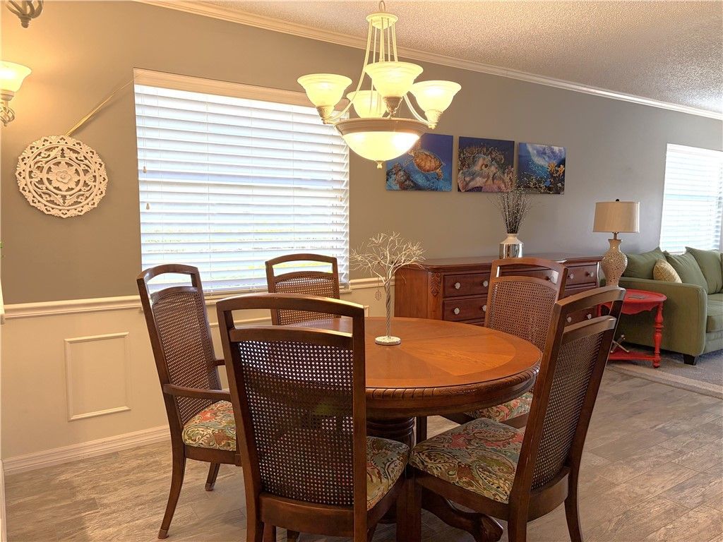 68 Royal Oak Court, Unit 107, Vero Beach, FL 32962 Photo