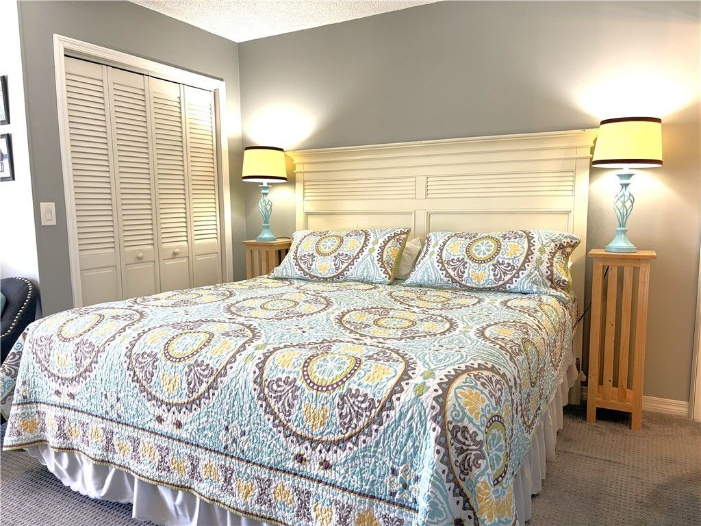 68 Royal Oak Court, Unit 107, Vero Beach, FL 32962 Photo