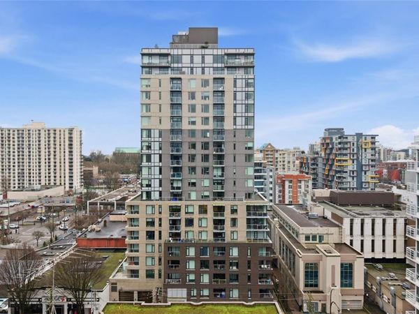 845 Johnson St , Unit 809, Victoria, BC V8W 0G3