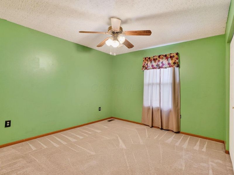 4457 Knoll Crest Drive , Grove City, OH 43123 Photo 32