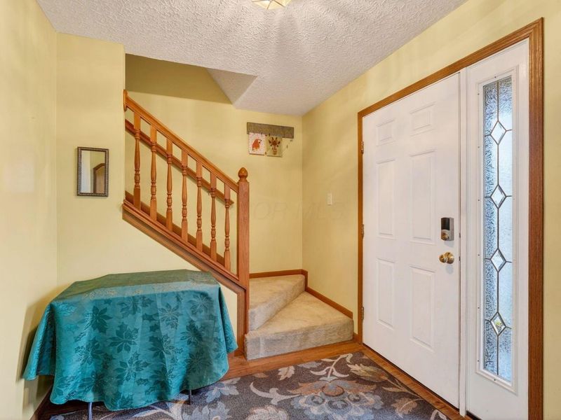 4457 Knoll Crest Drive , Grove City, OH 43123 Photo 6