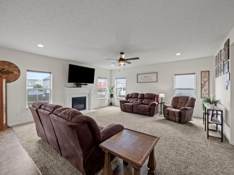 513 Heidish Drive , Commercial Point, OH 43116 Photo 11