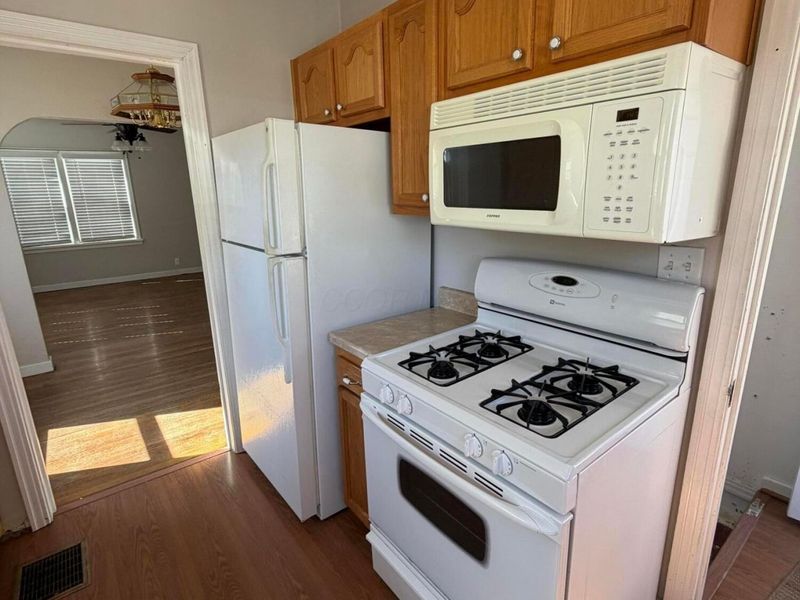 636 Oak Street , Marion, OH 43302 Photo 8