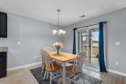 3200 Holly Loop photo 4