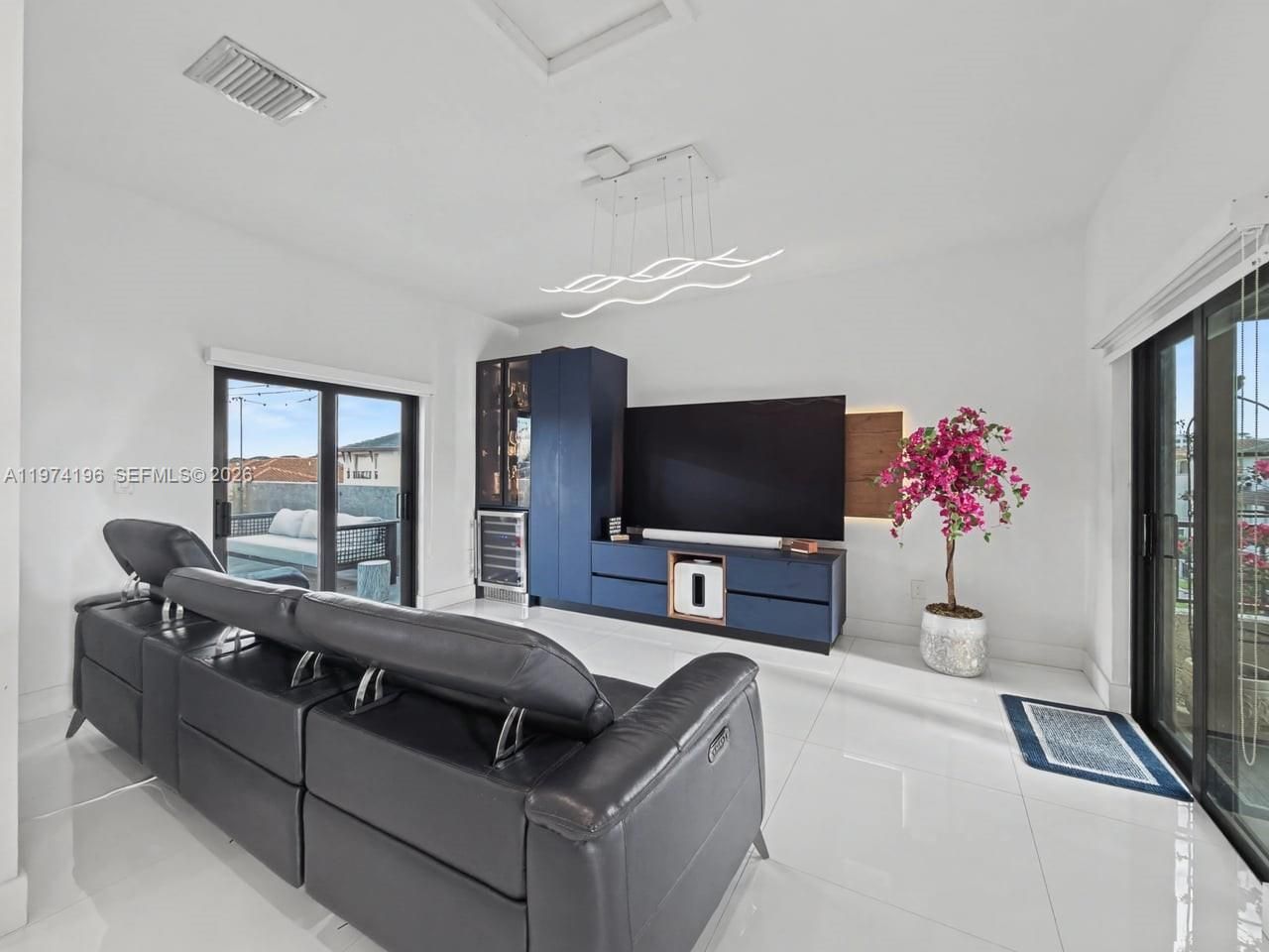 4903 NW 83rd Path , Doral, FL 33166 Photo