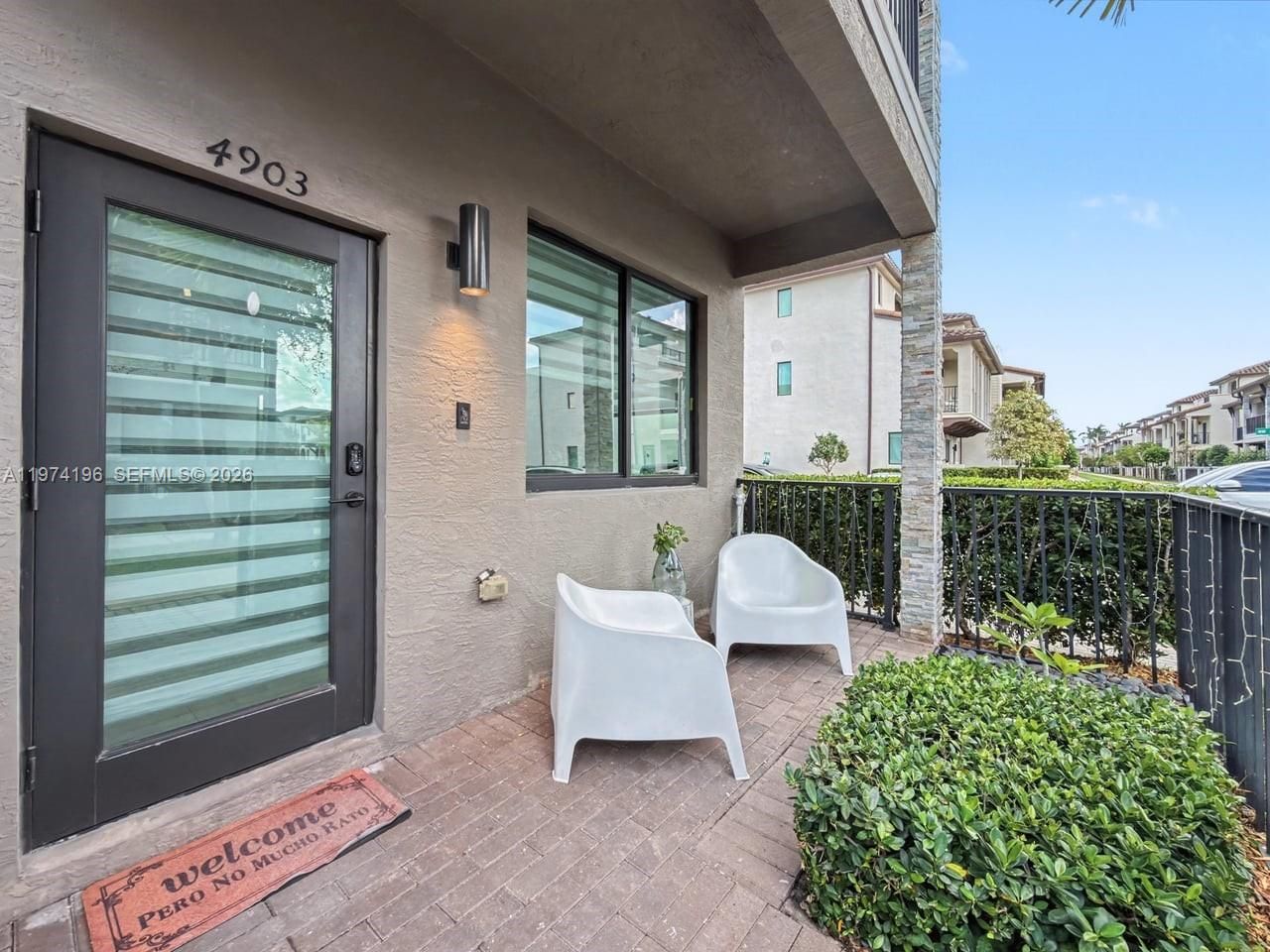 4903 NW 83rd Path , Doral, FL 33166 Photo