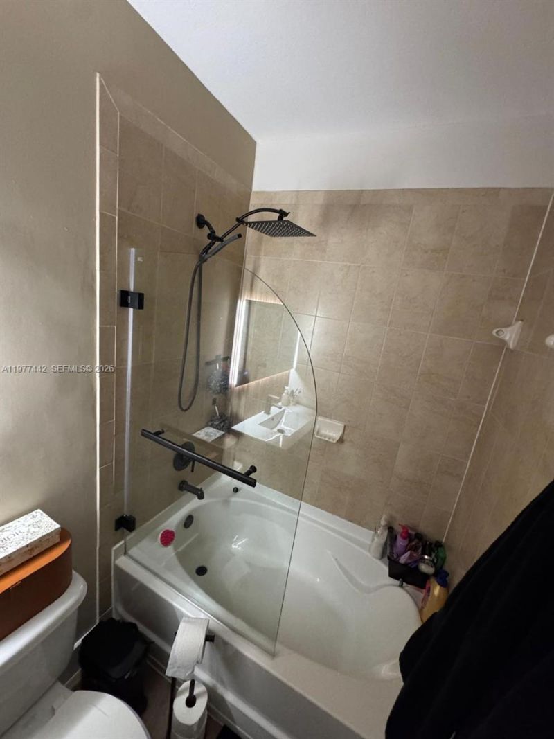 8960 NW 97th Avenue, Unit 212, Doral, FL 33178 Photo