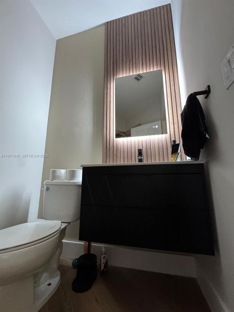 8960 NW 97th Avenue, Unit 212, Doral, FL 33178 Photo