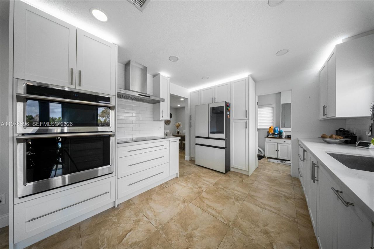 9349 NW 24th Pl , Pembroke Pines, FL 33024 Photo