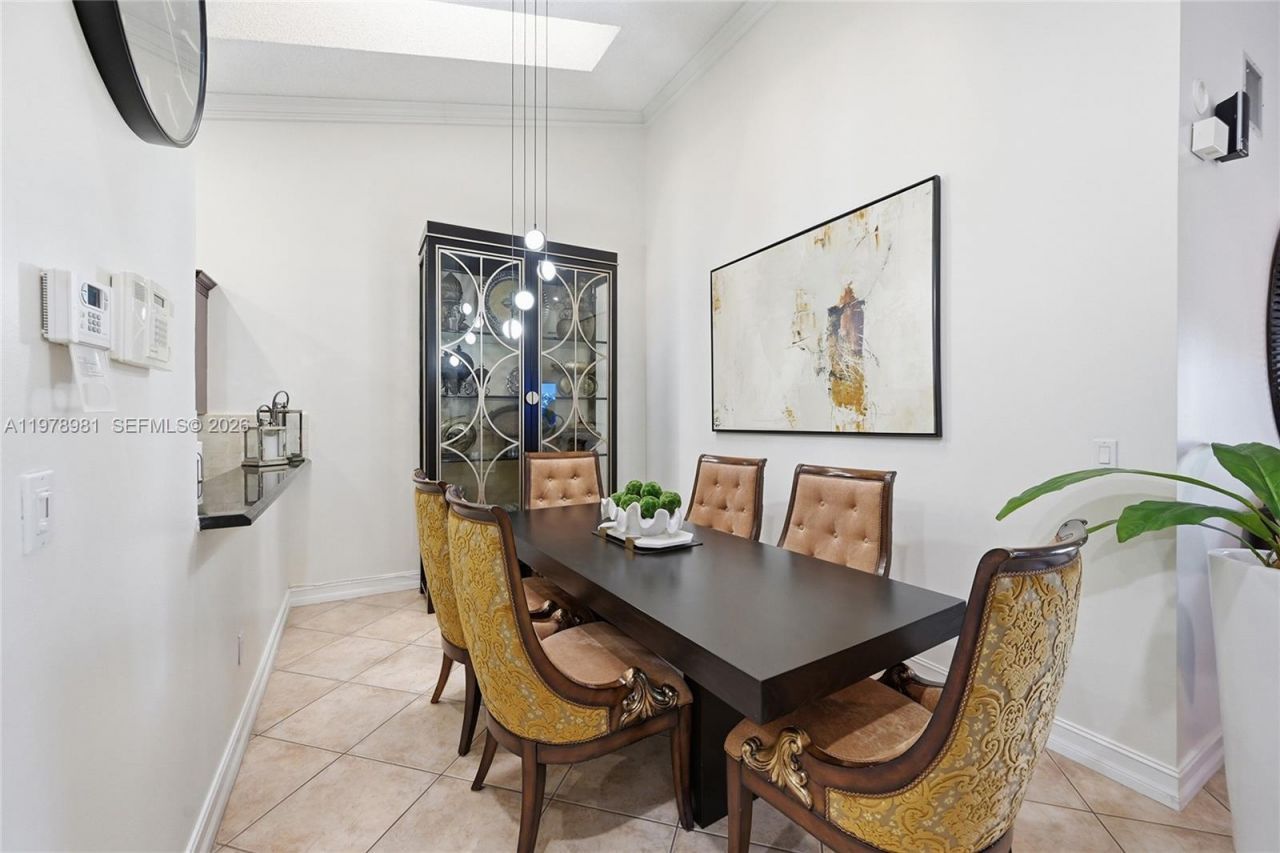 8249 NW 70th St, Tamarac, FL 33321 Photo