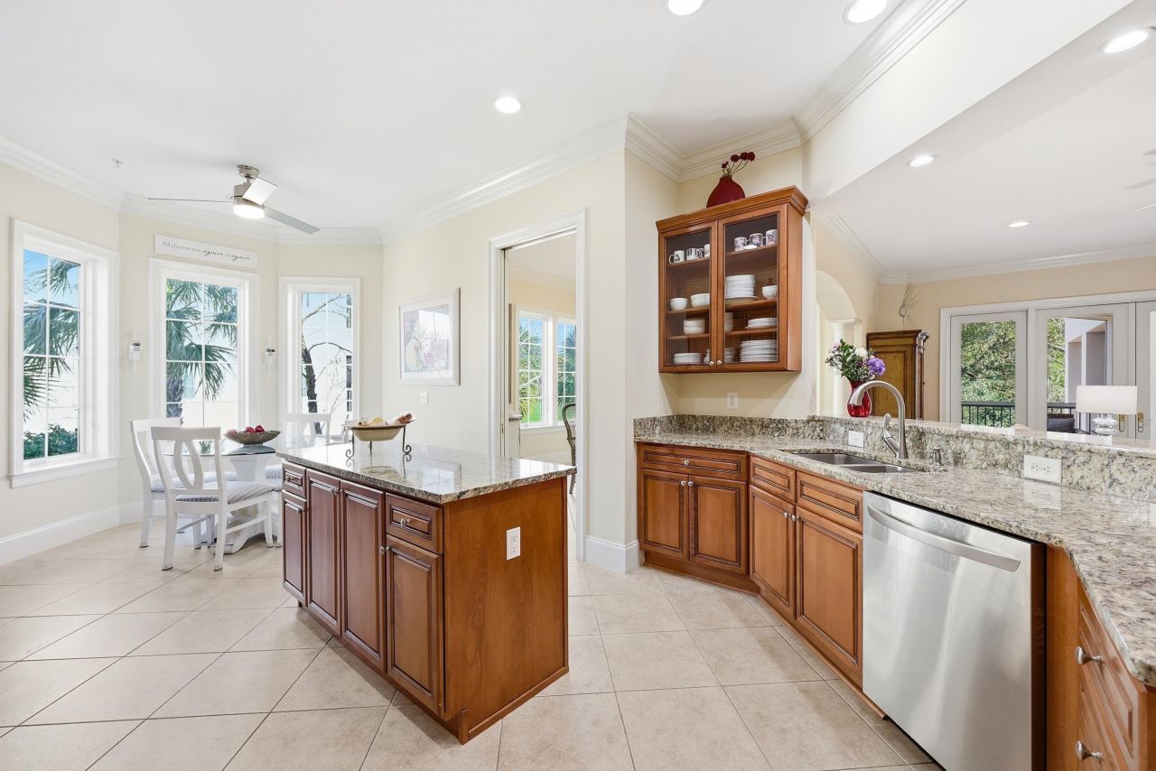 8560 San Marcello Dr. Photo 9